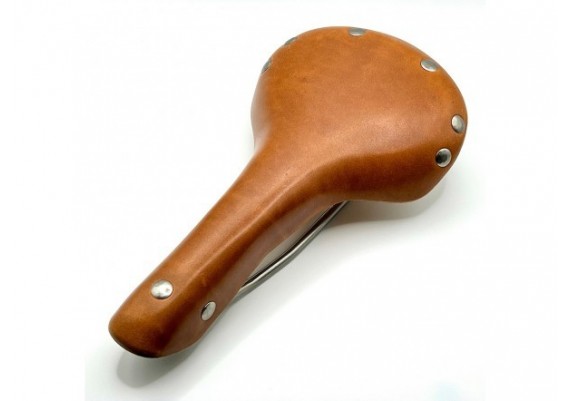 Sillín de piel Gyes SL-06 color miel con partes metálicas mate