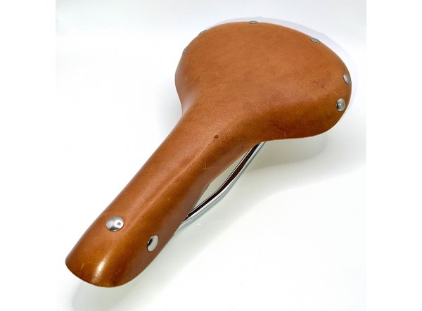 Sillín de piel Gyes SL-06 color miel con partes metálicas cromadas