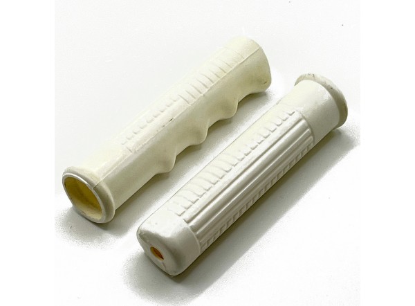 Puños de plástico blancos (2 uds)