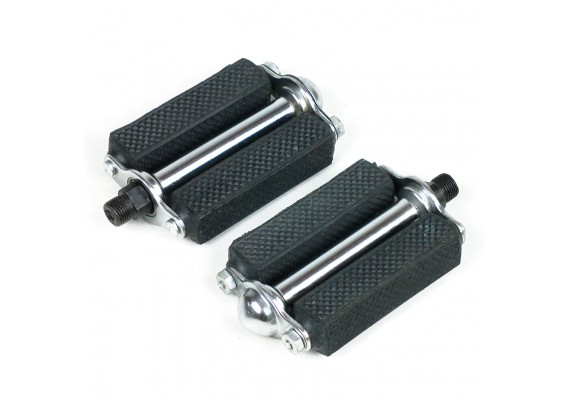 Small diamond pedals without reflector